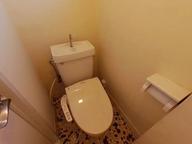【トイレ】　ＷＣ温水洗浄便座新規設置いたしました