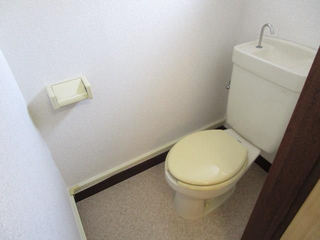【トイレ】　使いやすいバストイレ別の間取り