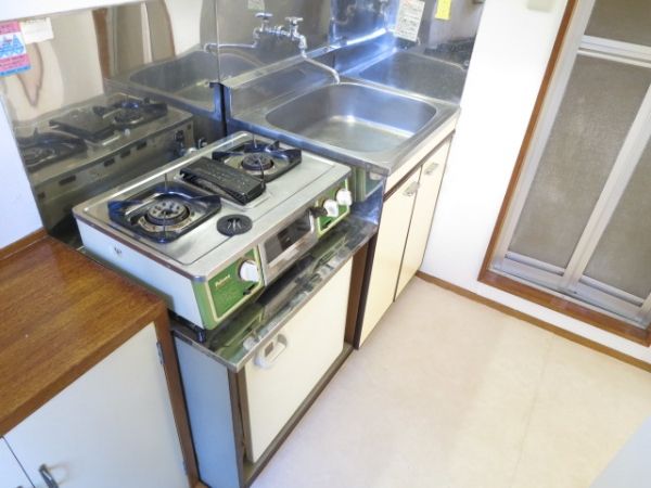 【キッチン】　2口ガスコンロ設置可のキッチン